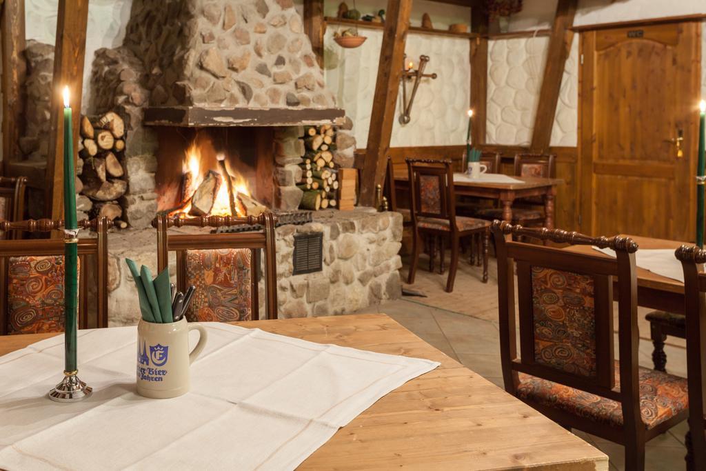 Landhotel Zur Linde 버든 외부 사진